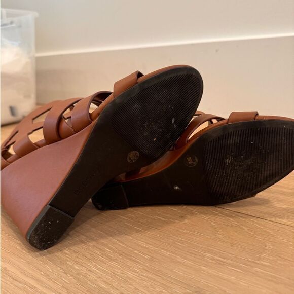 Cognac Brown BCBGeneration Maya Wedge Sandal Sz 8 - Picture 7 of 10